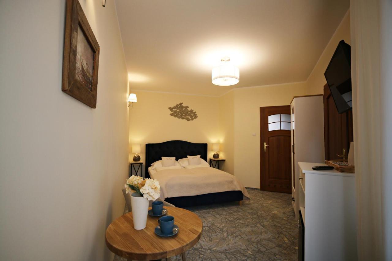 Villa Czarli 미엥지즈드로예 외부 사진